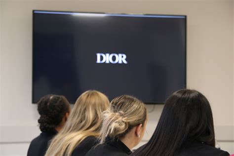 dior contact recrutement|dior carrières en ligne.